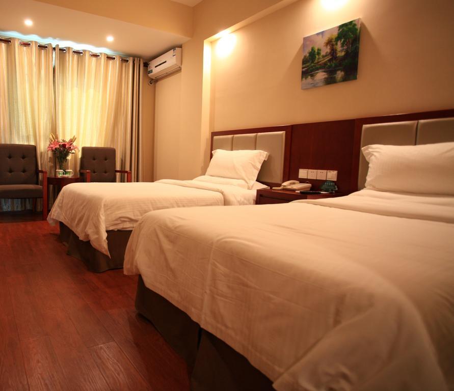 Greentree Inn Sanya He Ping Street Hotel Zimmer foto